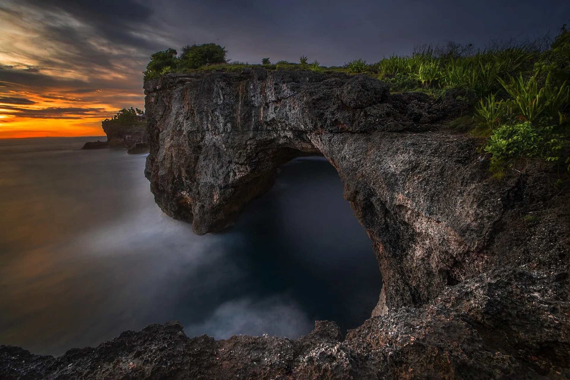 Khamara Beach Resort, Nusa Penida - seaside resort on the Nusa Penida coast