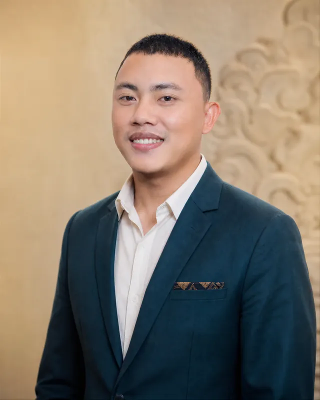 Galang Paragon