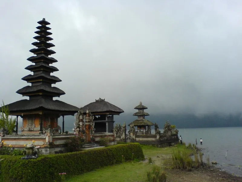 Pura Ulun Danu Beratan, Bedugul Bali - lakeside temple on Lake Beratan