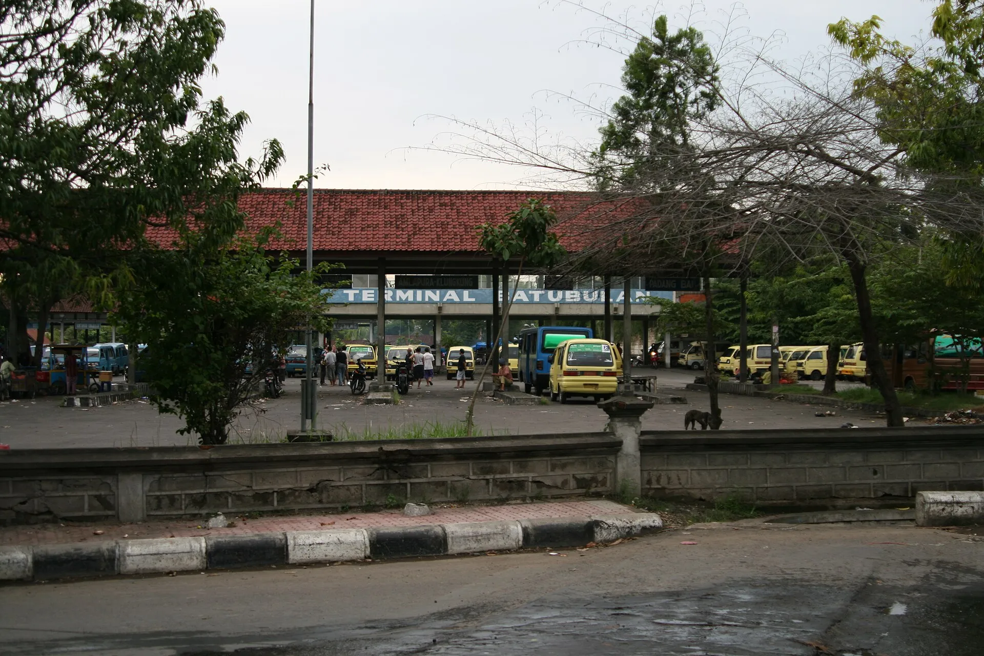Batubulan Bus Terminal, Gianyar, South Bali - terminal building